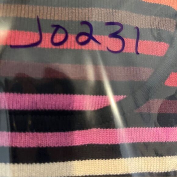 Belford for Saks Fifth Avenue Silk Blend Ribbed Knit Striped Sweater Size Medium - Picture 8 of 8